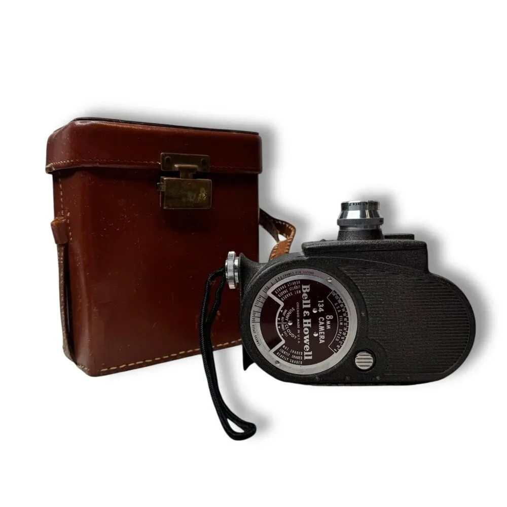 Bell & Howell 134 8mm Movie Camera w/ Case Mid-Century Wind-Up Film Camera